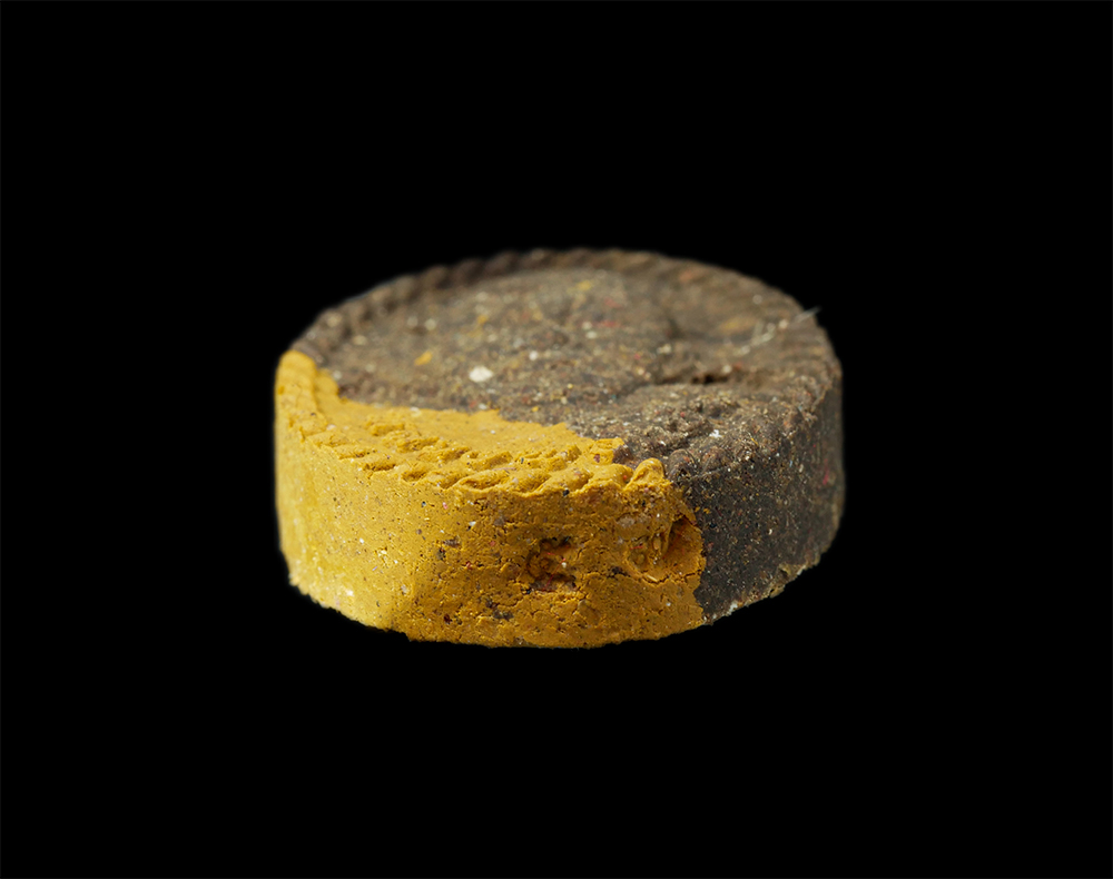 9Dec24 (23)cp.jpg - พระผงพุทธคุณ เมตตามหานิยม รุ่นแรก หลวงพ่อแช่ม กิตติสาโร วัดสำนักตะคร้อ อ.เทพารักษ์ จ.นครราชสีมา ปี2559 เนื้อผงพุทธคุณ ผงว่าน 108 สองสีเหลือง-เทา ฝังตะ [..] | https://kamulet.in.th